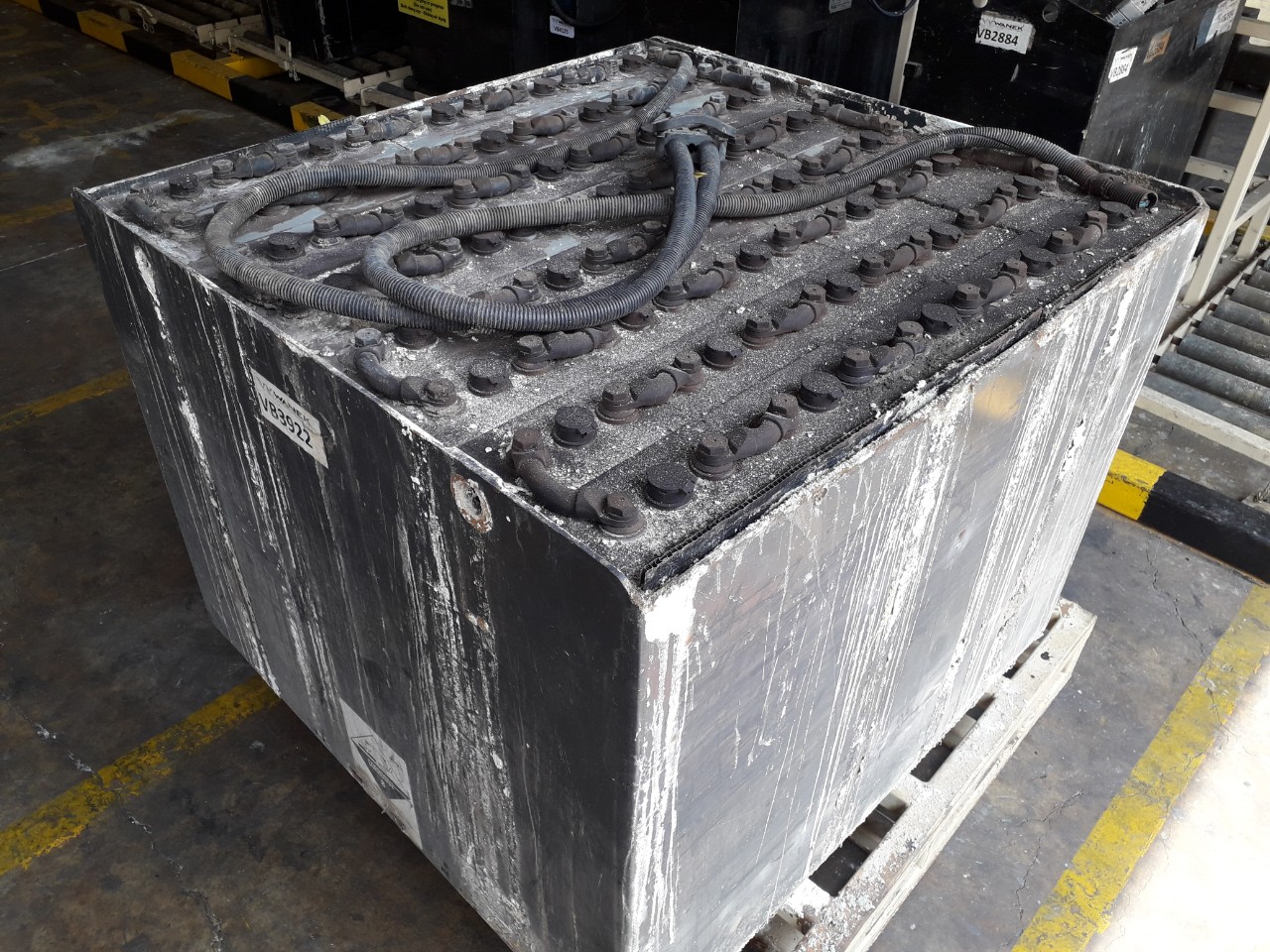 binh-ac-quy-sunfat-hoa