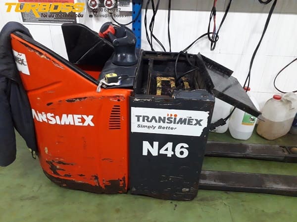 Xe nâng sạc lâu nhưng nhanh hết điện cần kiểm tra bộ sạc bình điện và test tải
