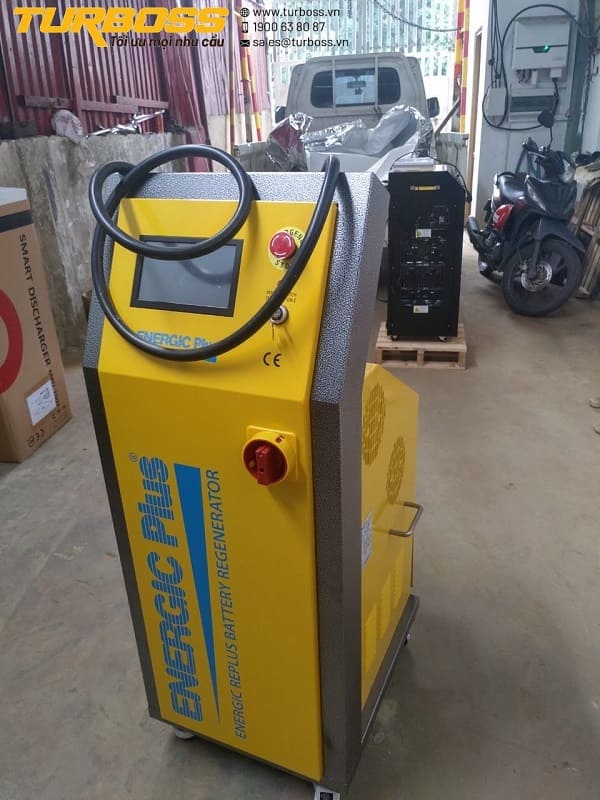 Battery Regen US7 M1007F hỗ trợ phục hồi bình điện xe nâng