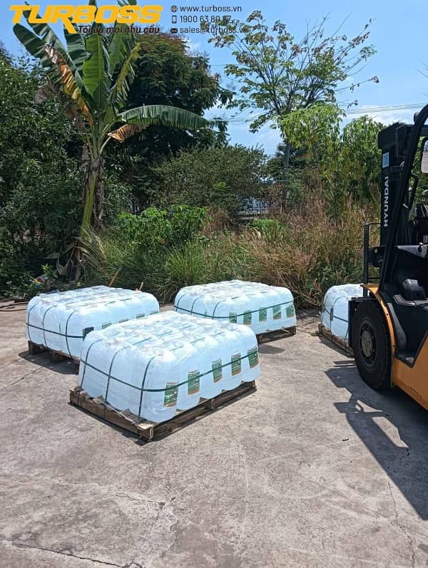 Nước cất châm bình xe nâng Châu Đức hỗ trợ bảo trì bình điện định kỳ