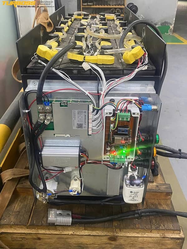hệ thống BMS kiểm tra cell bình điện xe nâng chì-axit hệ thống BMS kiểm tra cell bình điện xe nâng chì-axit